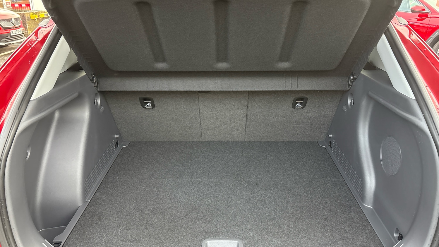 Used Hyundai KONA 2025 for sale - 76564917: Photo 33