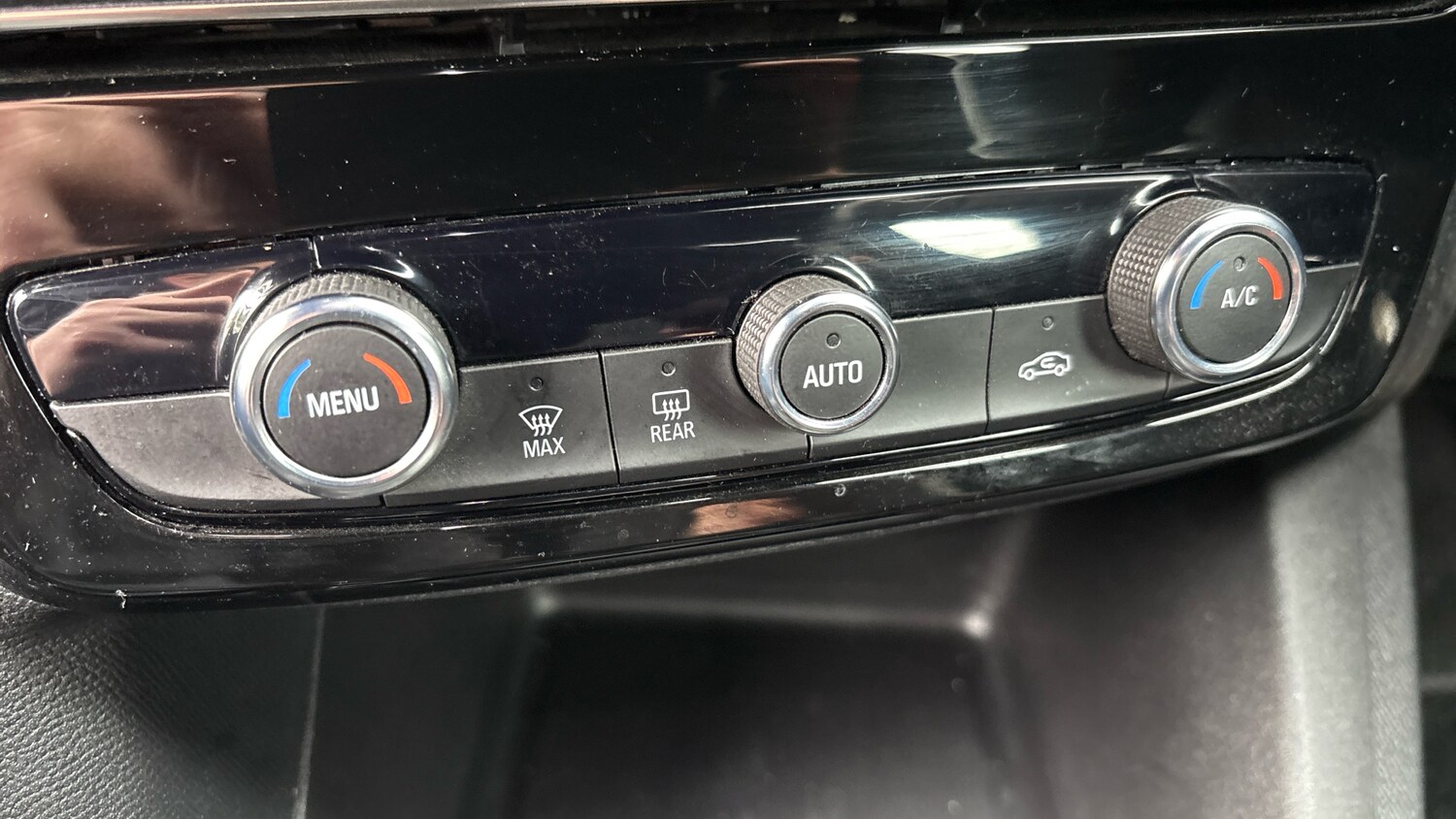 Used Vauxhall Mokka 2022 for sale - 76332038: Photo 32