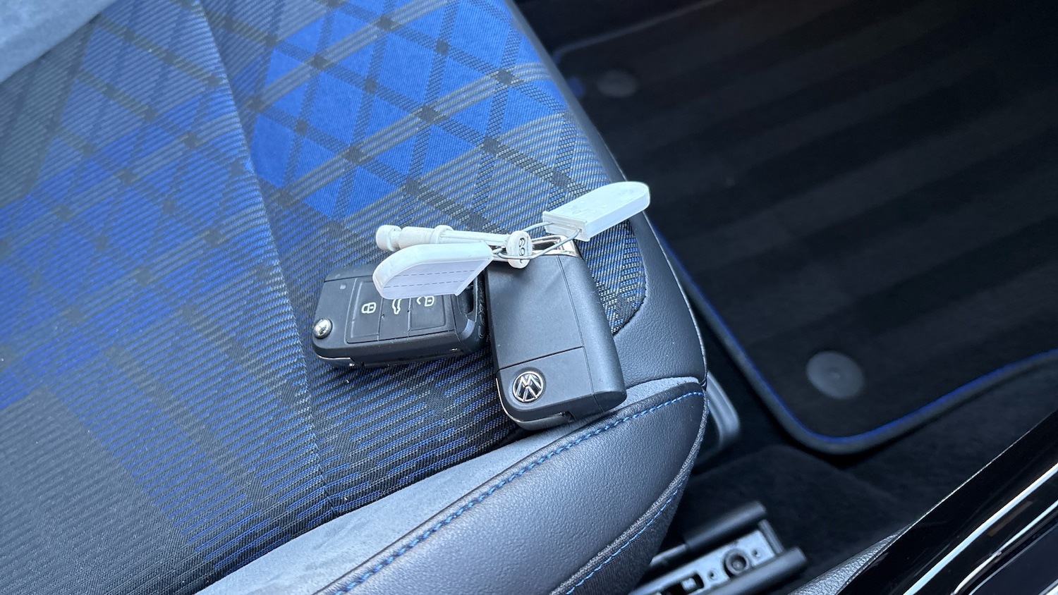 Used Volkswagen T-Roc 2024 for sale - 77743157: Photo 20