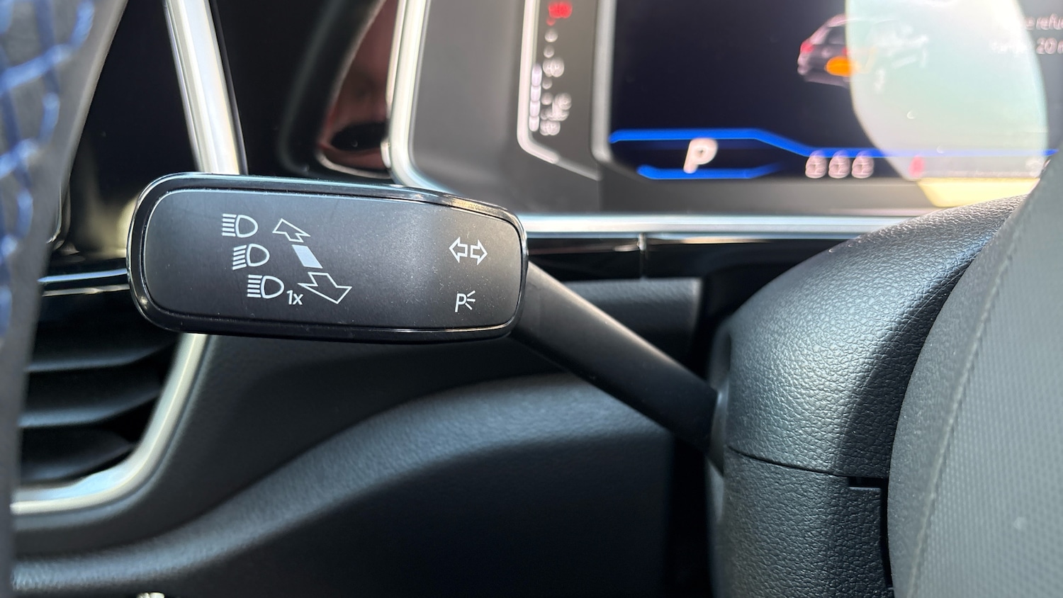 Used Volkswagen T-Roc 2024 for sale - 77743157: Photo 28