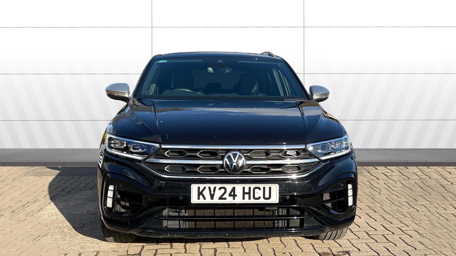 Used Volkswagen T-Roc 2024 for sale - 77743157: Photo 3