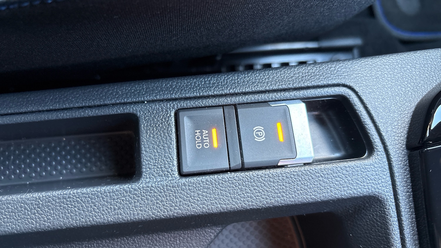 Used Volkswagen T-Roc 2024 for sale - 77743157: Photo 34