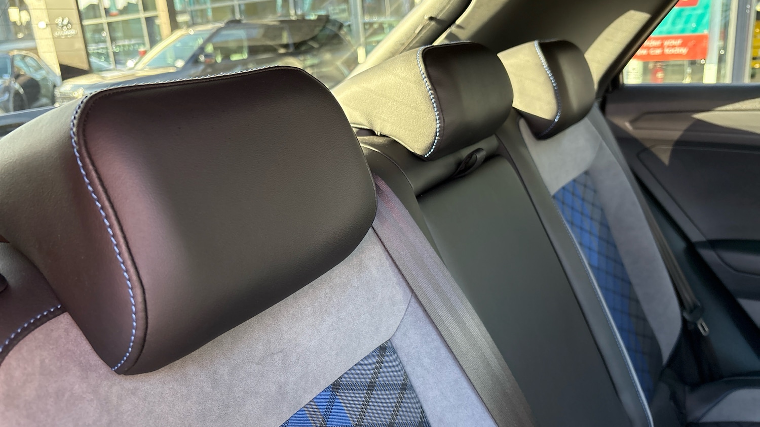 Used Volkswagen T-Roc 2024 for sale - 77743157: Photo 38