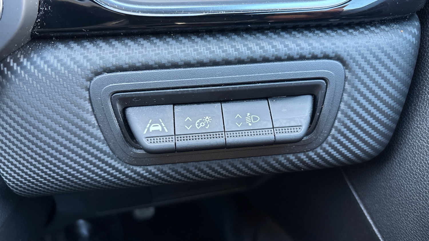 Used Renault Captur 2023 for sale - 76352027: Photo 38