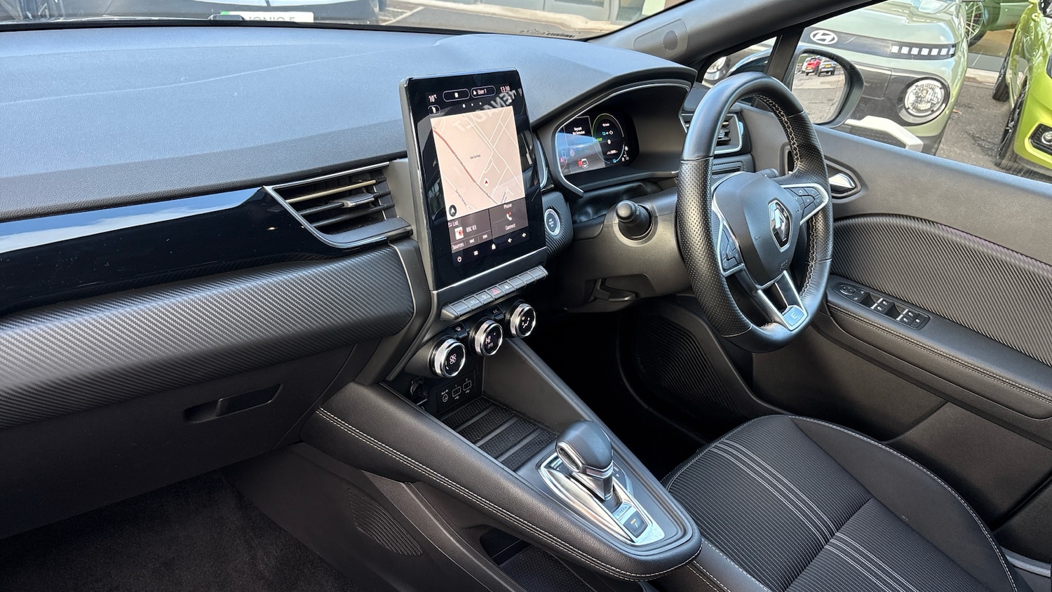 Used Renault Captur 2023 for sale - 76352027: Photo 9