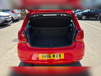 Used Volkswagen Polo 2016 for sale - 78331805: Photo