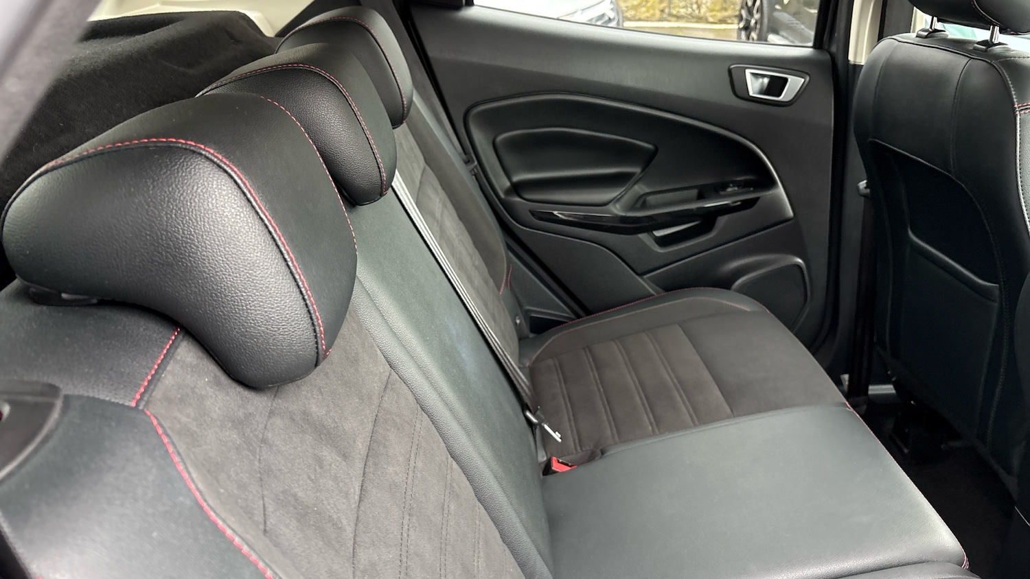 Used Ford Ecosport 2018 for sale - 78010920: Photo 45