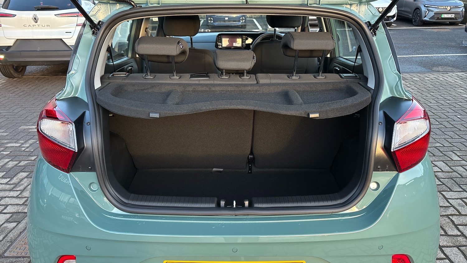 Used Hyundai i10 2025 for sale - 77377956: Photo 4