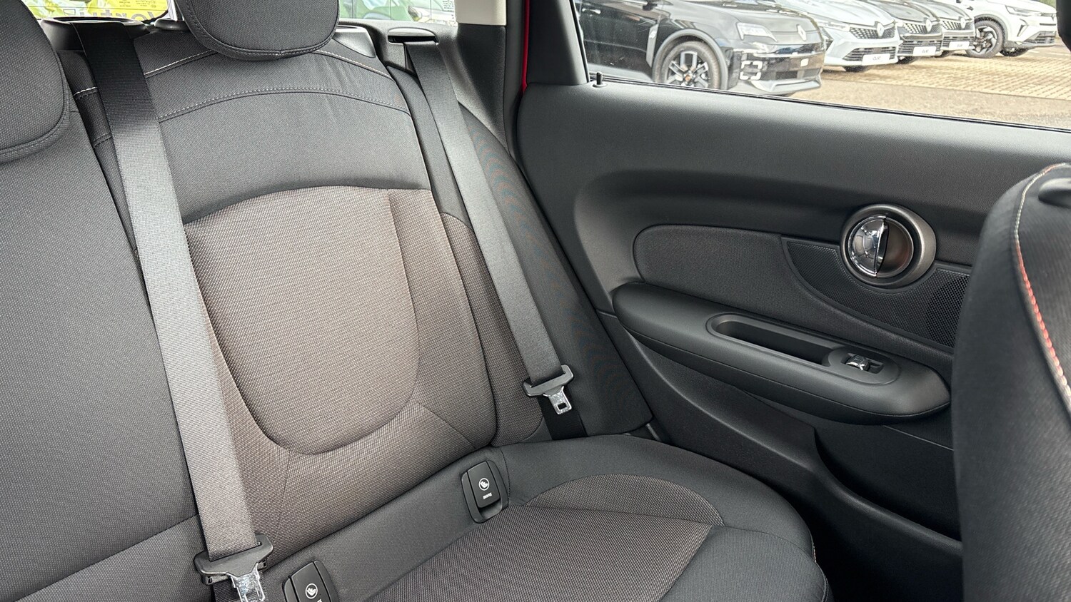 Used MINI Clubman 2020 for sale - 76401913: Photo 51