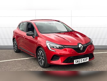 Used Renault Clio 2023 for sale - 78267152: Photo