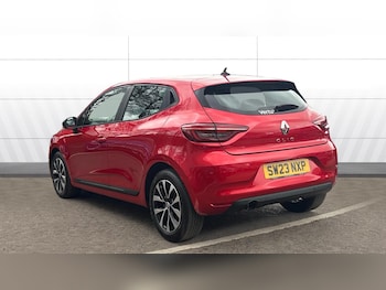 Used Renault Clio 2023 for sale - 78267152: Photo
