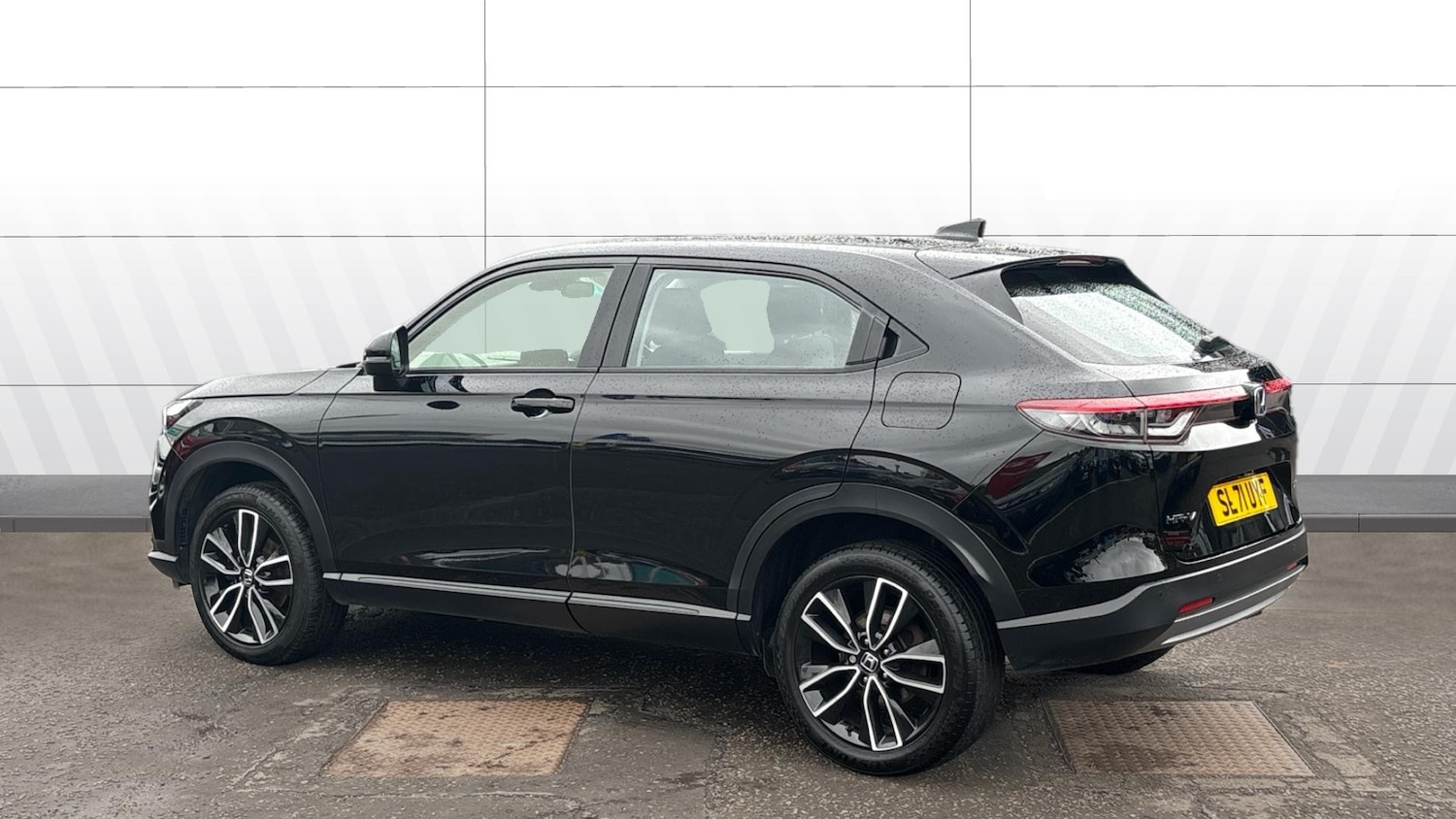 Used Honda HR-V 2022 for sale - 76156526: Photo 2