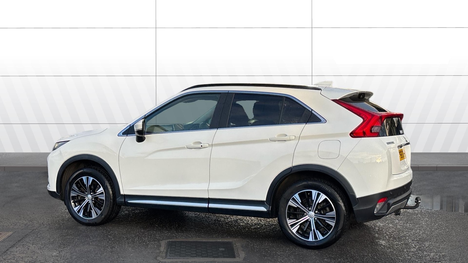 Used Mitsubishi Eclipse Cross 2018 for sale - 77210896: Photo 2