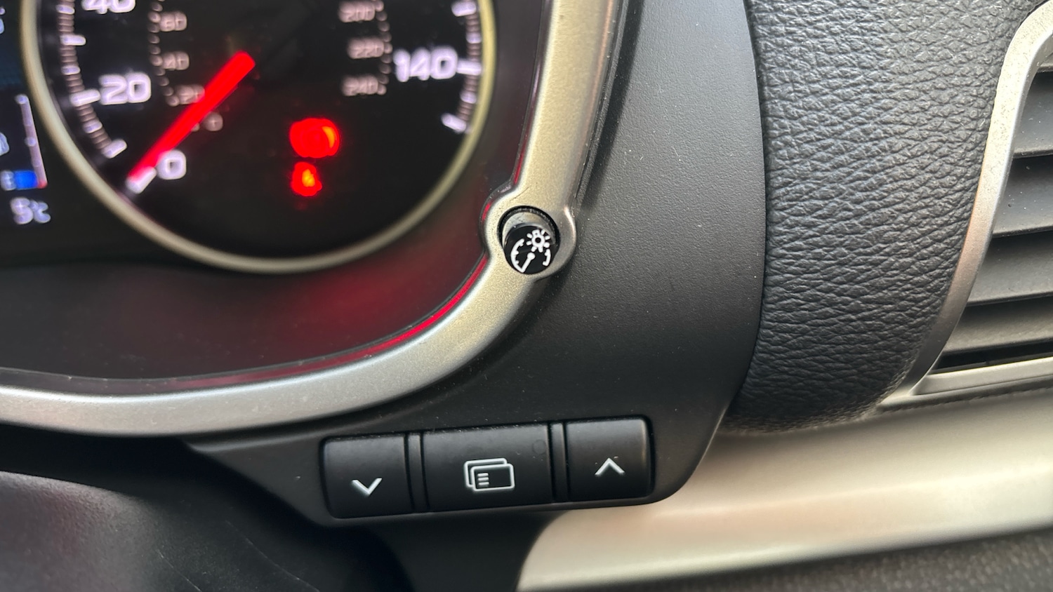 Used Mitsubishi Eclipse Cross 2018 for sale - 77210896: Photo 57