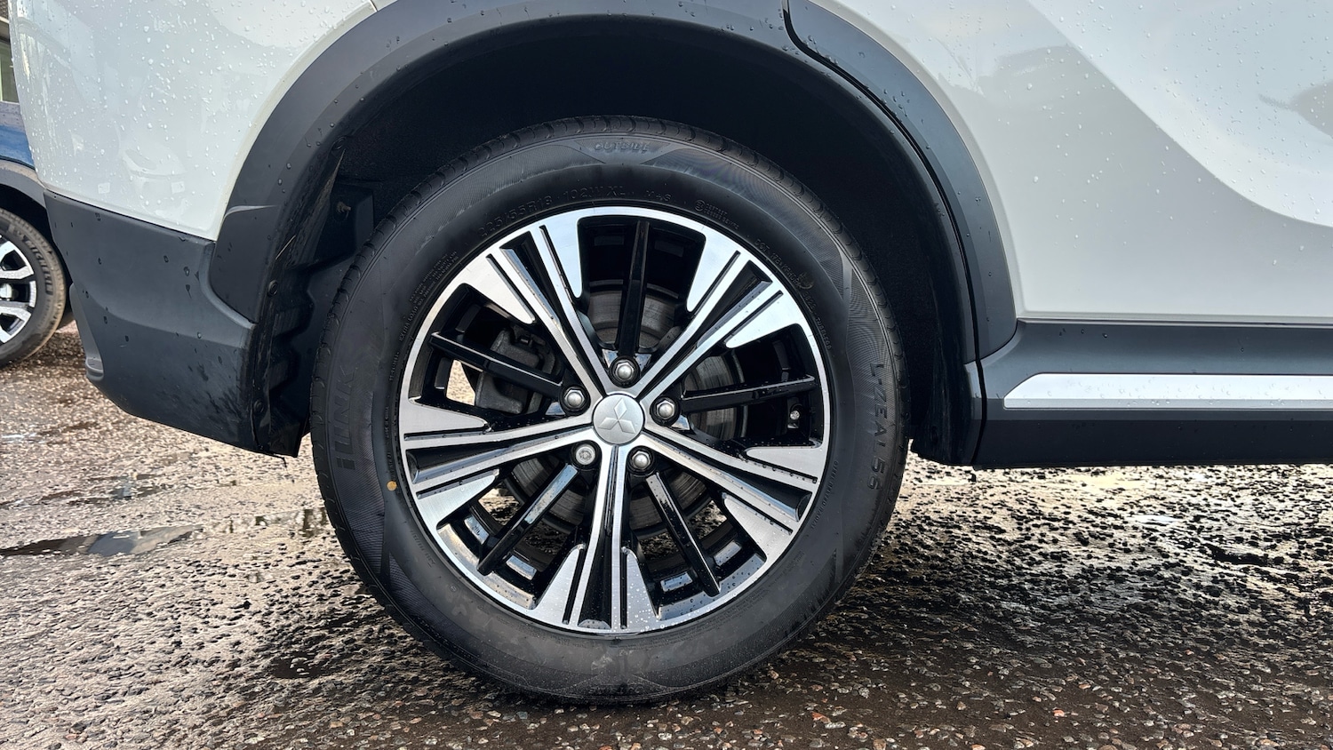 Used Mitsubishi Eclipse Cross 2018 for sale - 77210896: Photo 7