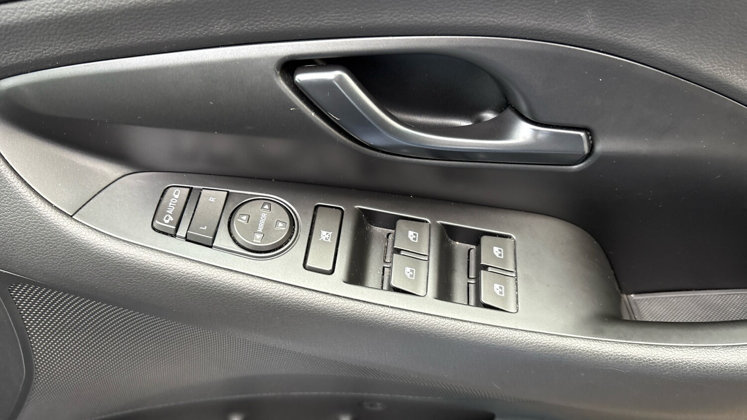 Used Hyundai i30 2023 for sale - 76748023: Photo 52