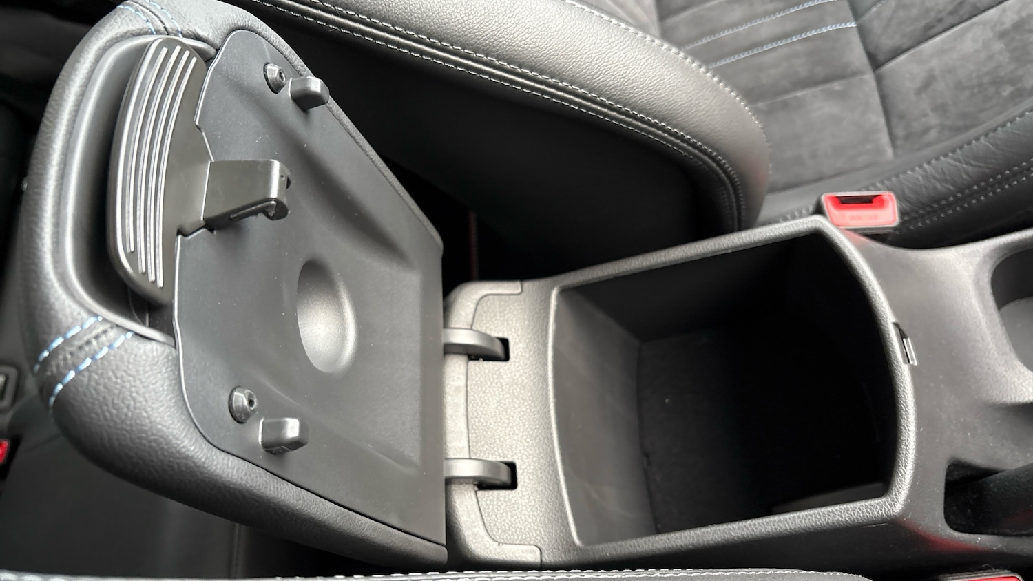 Used Hyundai i30 2023 for sale - 76748023: Photo 80