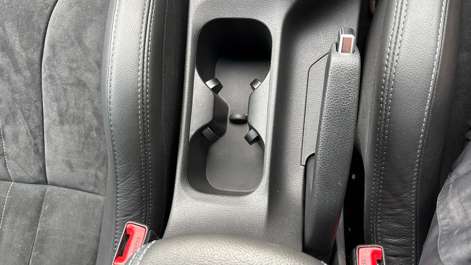 Used Hyundai i30 2023 for sale - 76748023: Photo 81