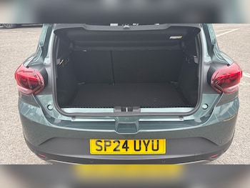 Used Dacia Sandero Stepway 2024 for sale - 79088838: Photo