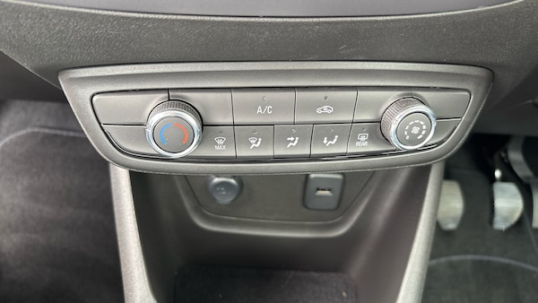 Used Vauxhall Crossland 2022 for sale - 76236566: Photo 25
