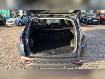 Used Hyundai TUCSON 2022 for sale - 76402324: Photo