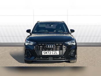 Used Audi Q3 2023 for sale - 77906240: Photo