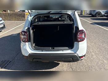 Used Dacia Duster 2023 for sale - 78668369: Photo