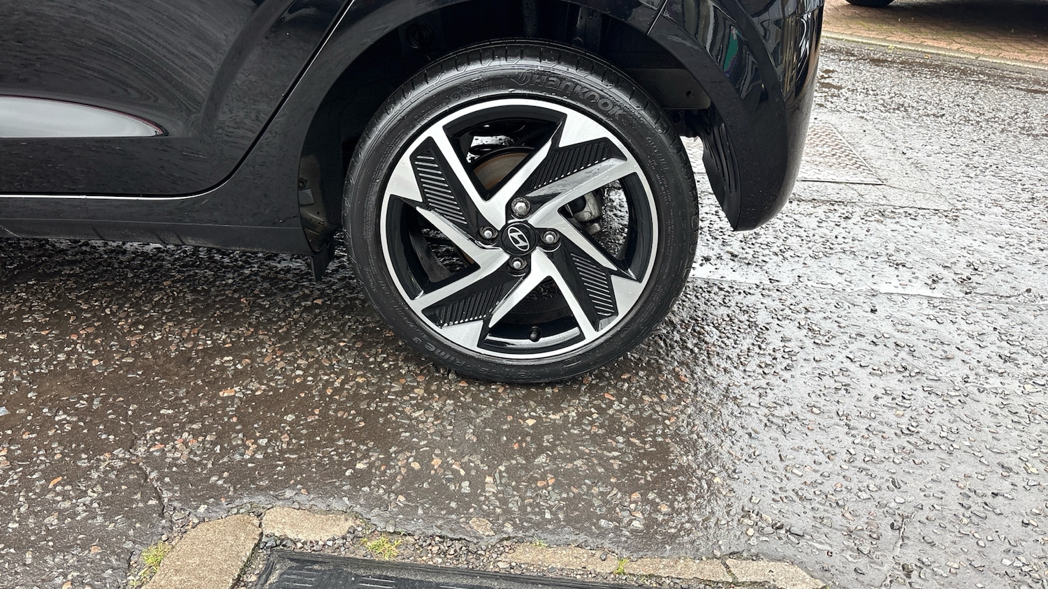 Used Hyundai i10 2024 for sale - 76492086: Photo 31