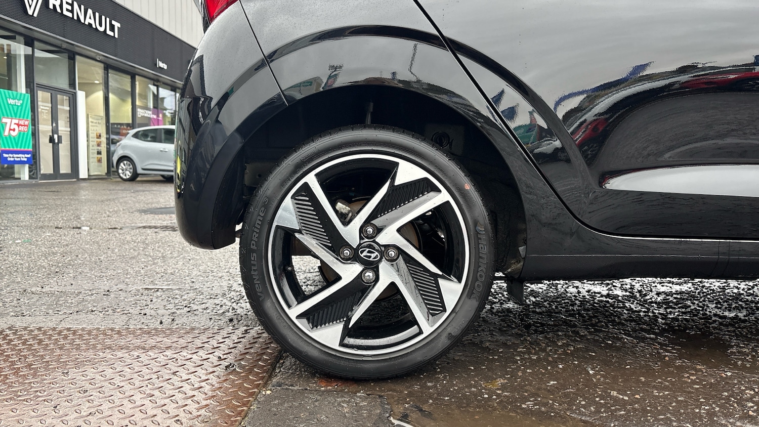 Used Hyundai i10 2024 for sale - 76492086: Photo 7