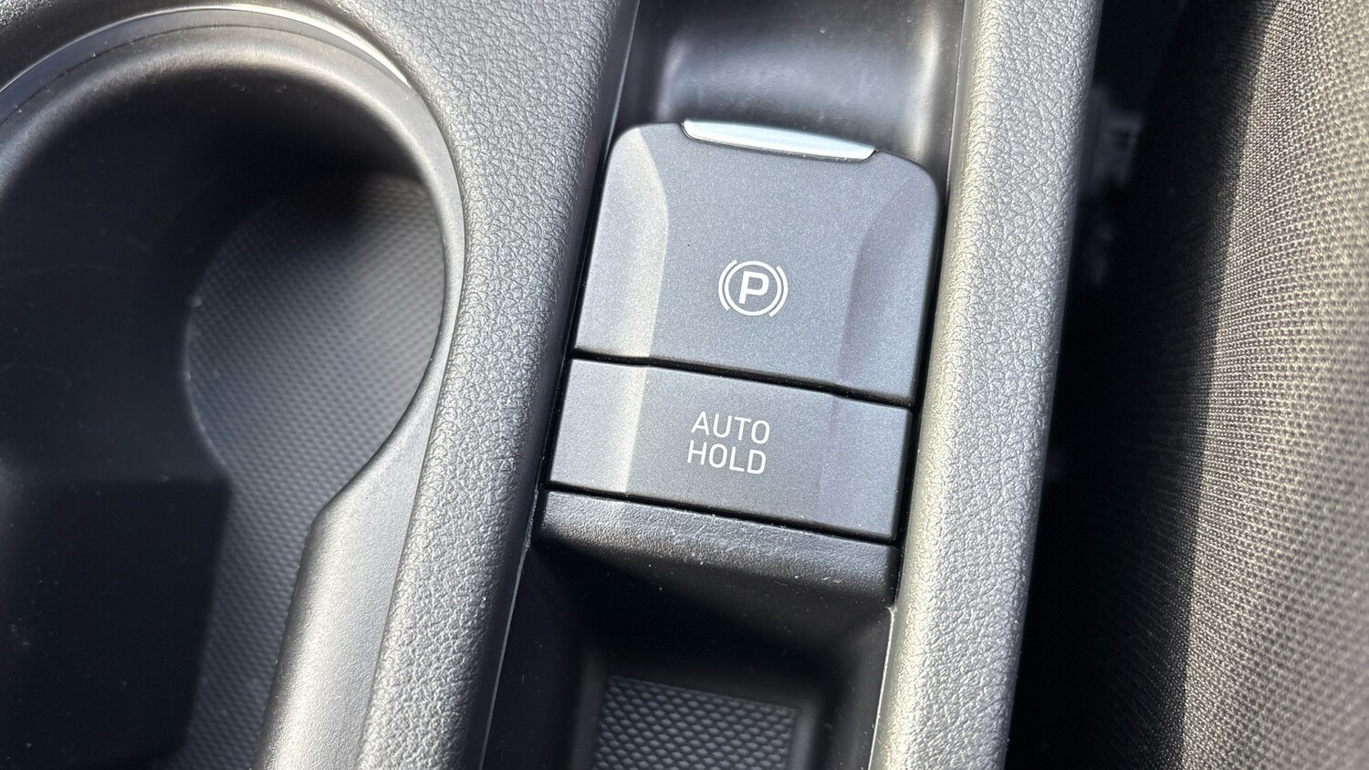 Used Hyundai KONA 2023 for sale - 77945300: Photo 31