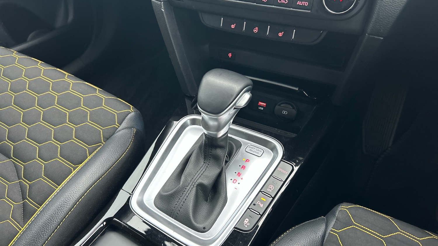 Used Kia XCeed 2020 for sale - 77151880: Photo 13