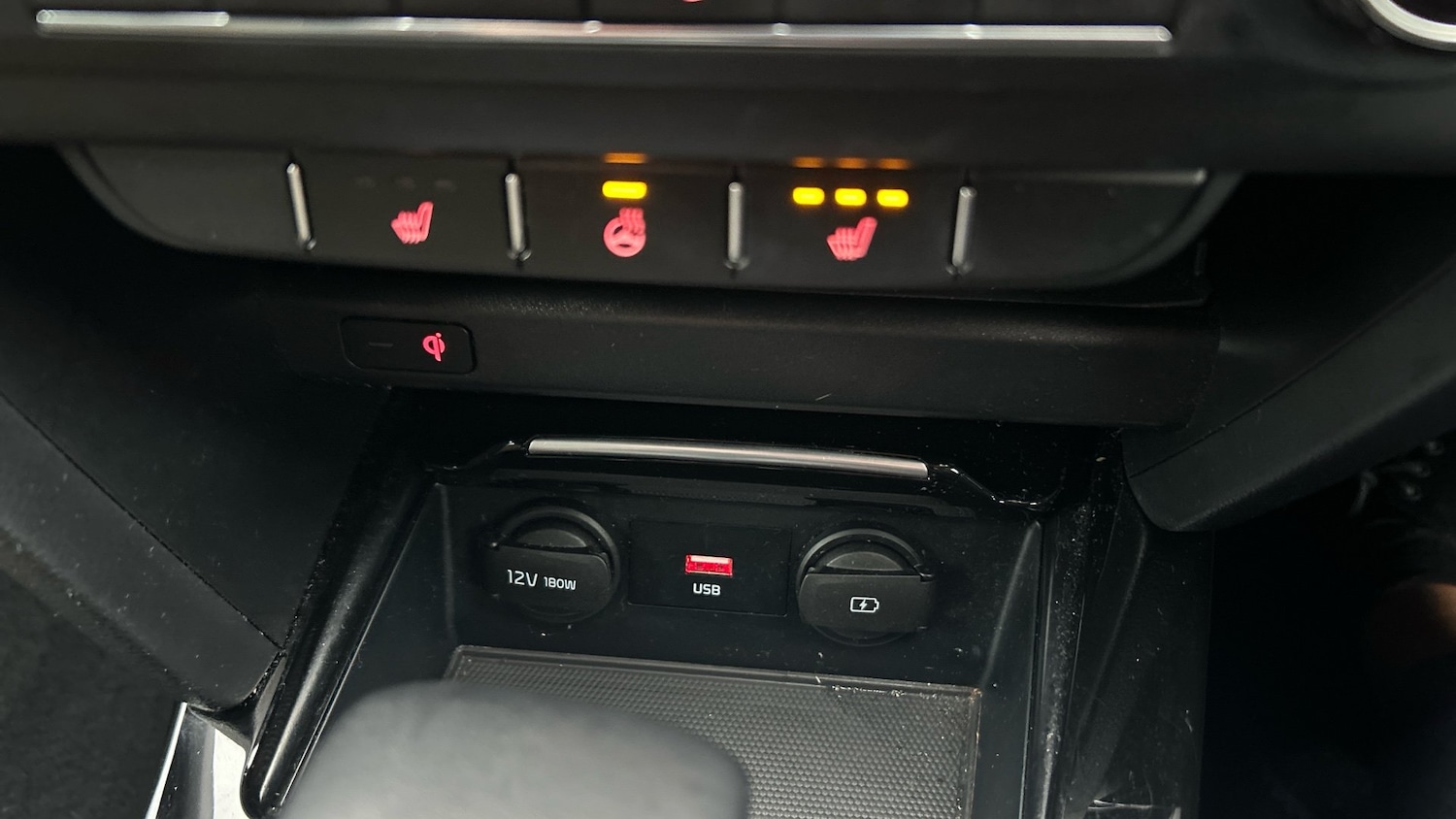 Used Kia XCeed 2020 for sale - 77151880: Photo 41