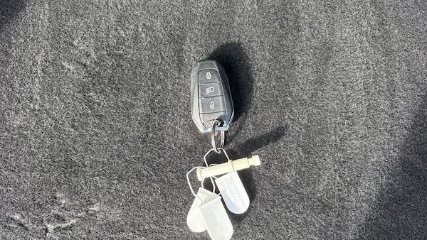 Used Peugeot 2008 2022 for sale - 76205869: Photo 19