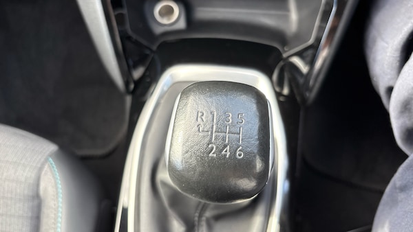 Used Peugeot 2008 2022 for sale - 76205869: Photo 41