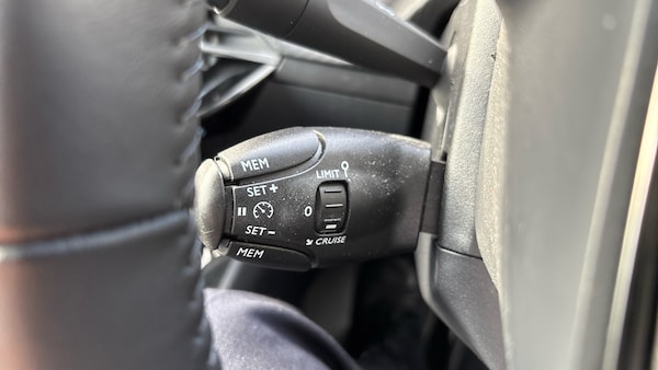 Used Peugeot 2008 2022 for sale - 76205869: Photo 48