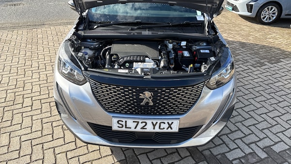 Used Peugeot 2008 2022 for sale - 76205869: Photo 8