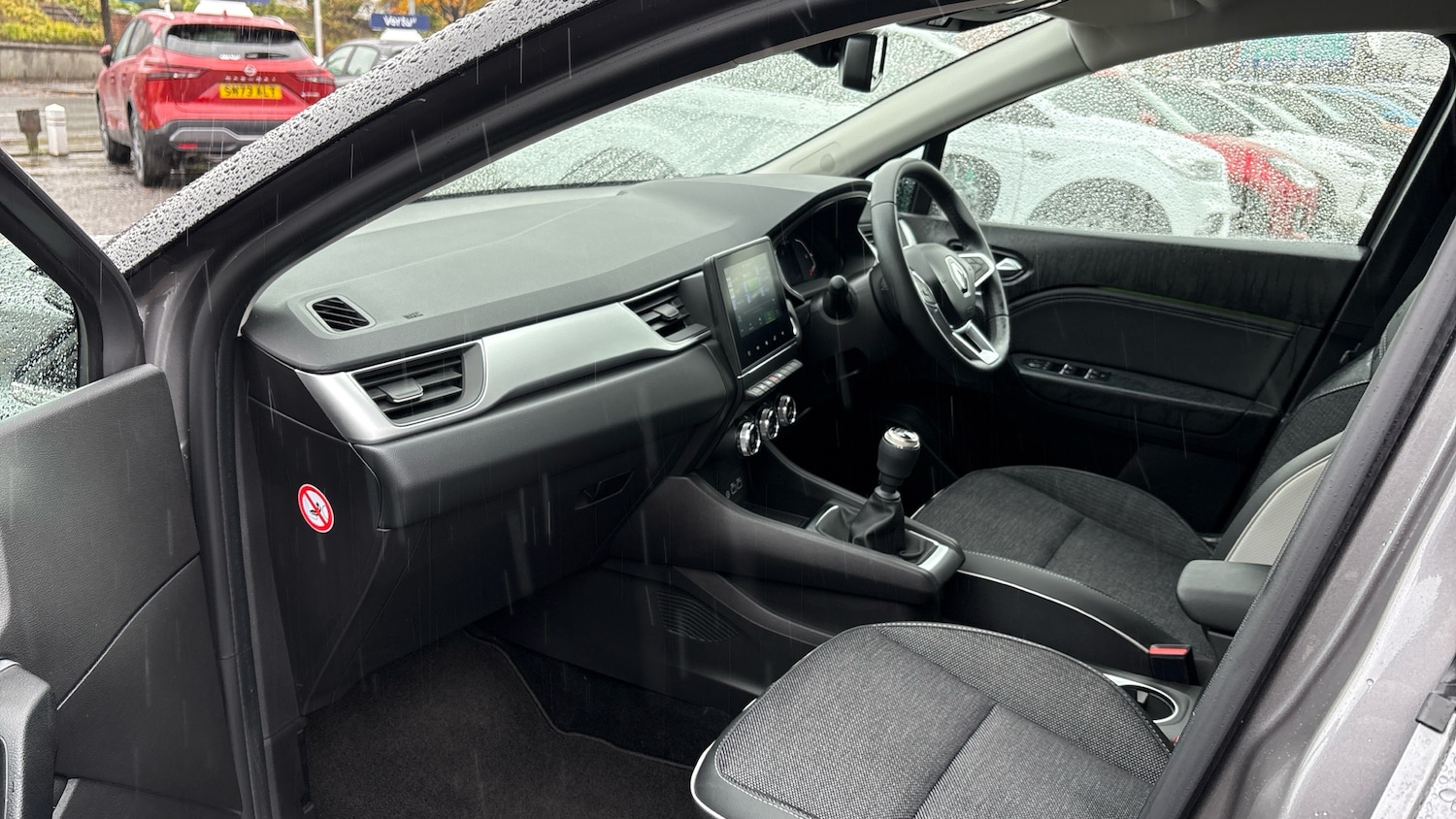 Used Renault Captur 2024 for sale - 76143044: Photo 38