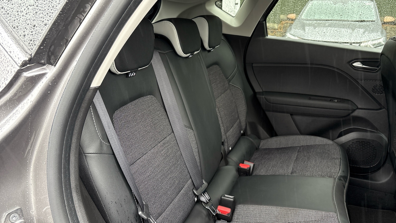 Used Renault Captur 2024 for sale - 76143044: Photo 46