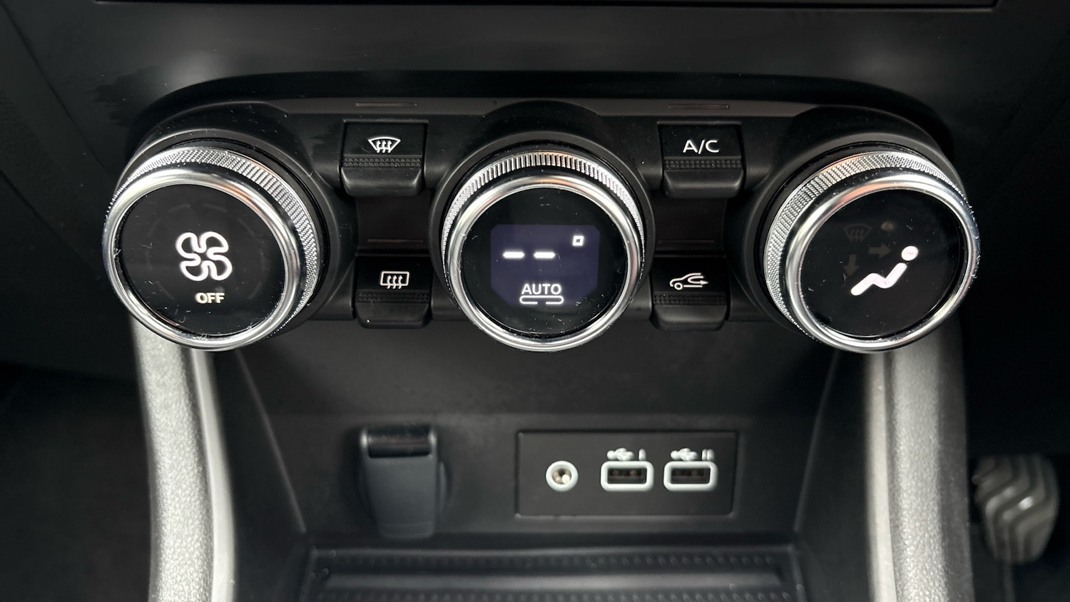 Used Renault Captur 2024 for sale - 76143044: Photo 49