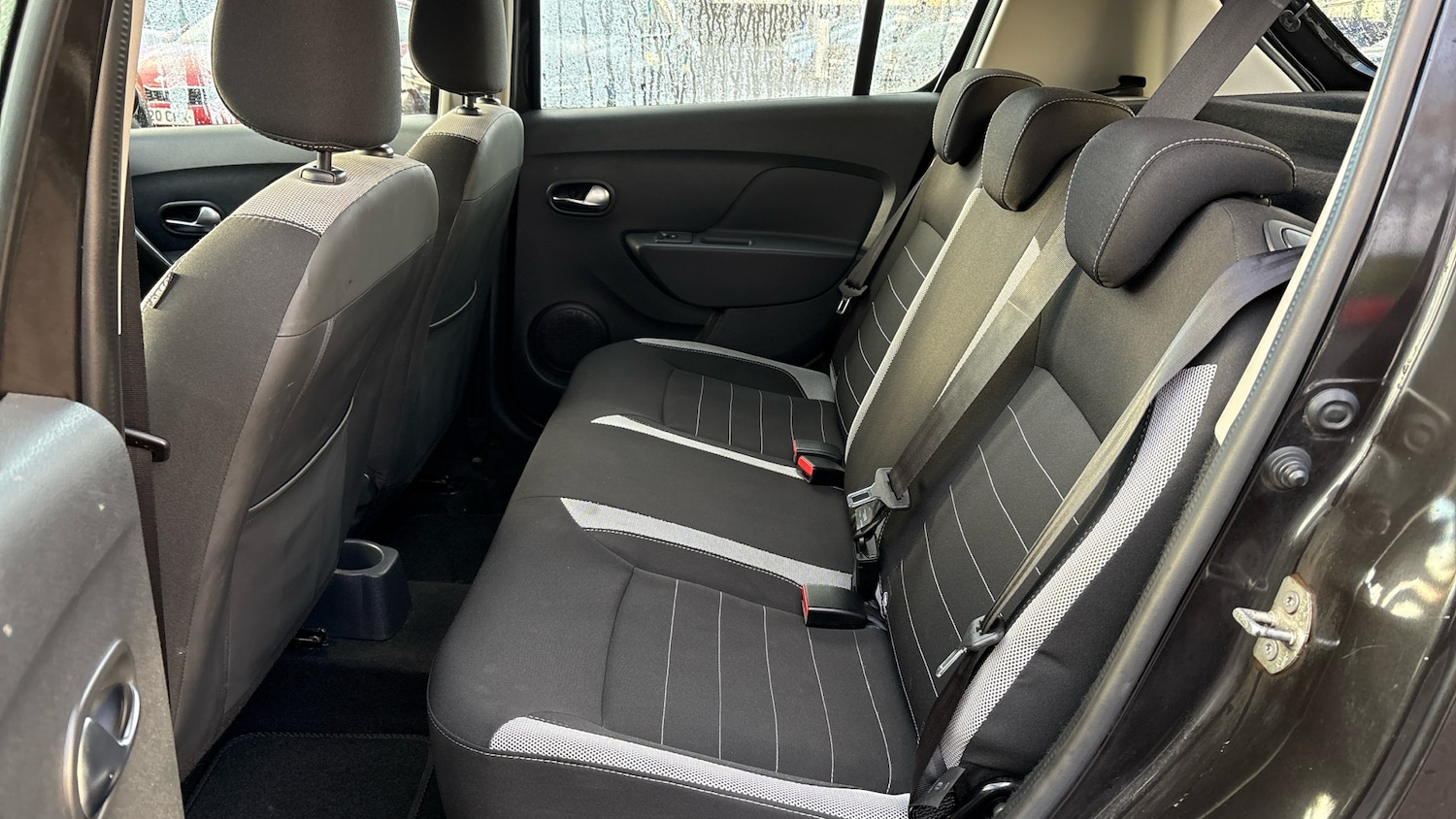 Used Dacia Sandero Stepway 2017 for sale - 77018998: Photo 16