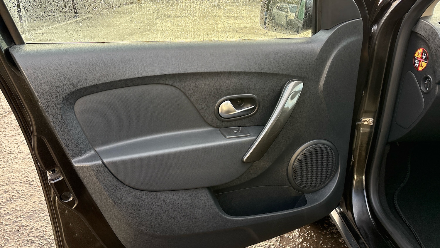 Used Dacia Sandero Stepway 2017 for sale - 77018998: Photo 27