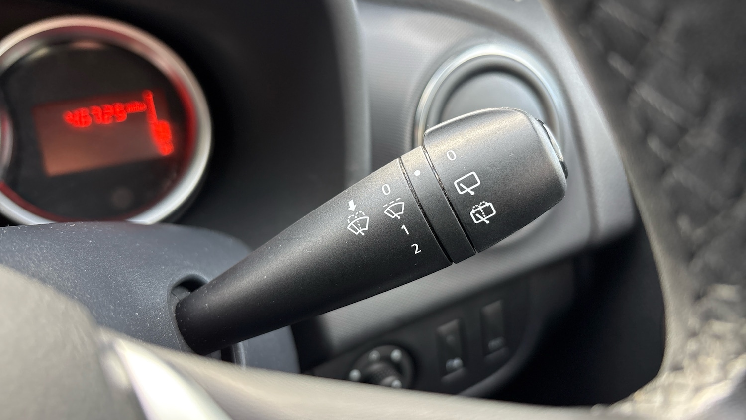 Used Dacia Sandero Stepway 2017 for sale - 77018998: Photo 35