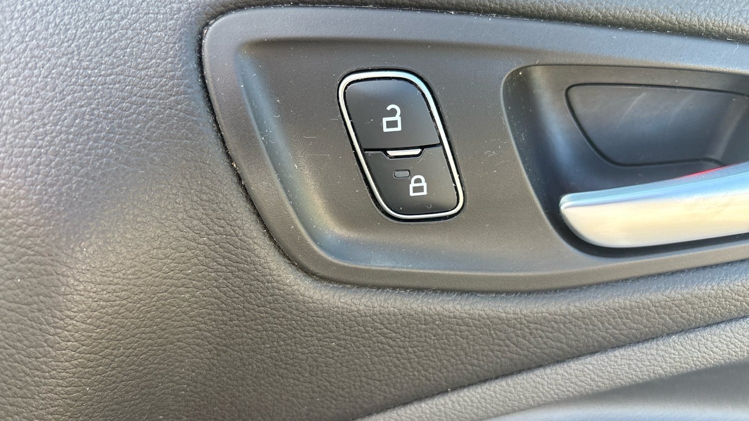 Vehicle 33