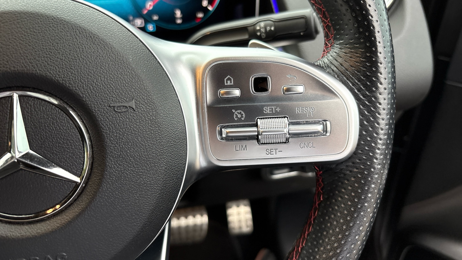 Used Mercedes-Benz GLB 2020 for sale - 76114842: Photo 24