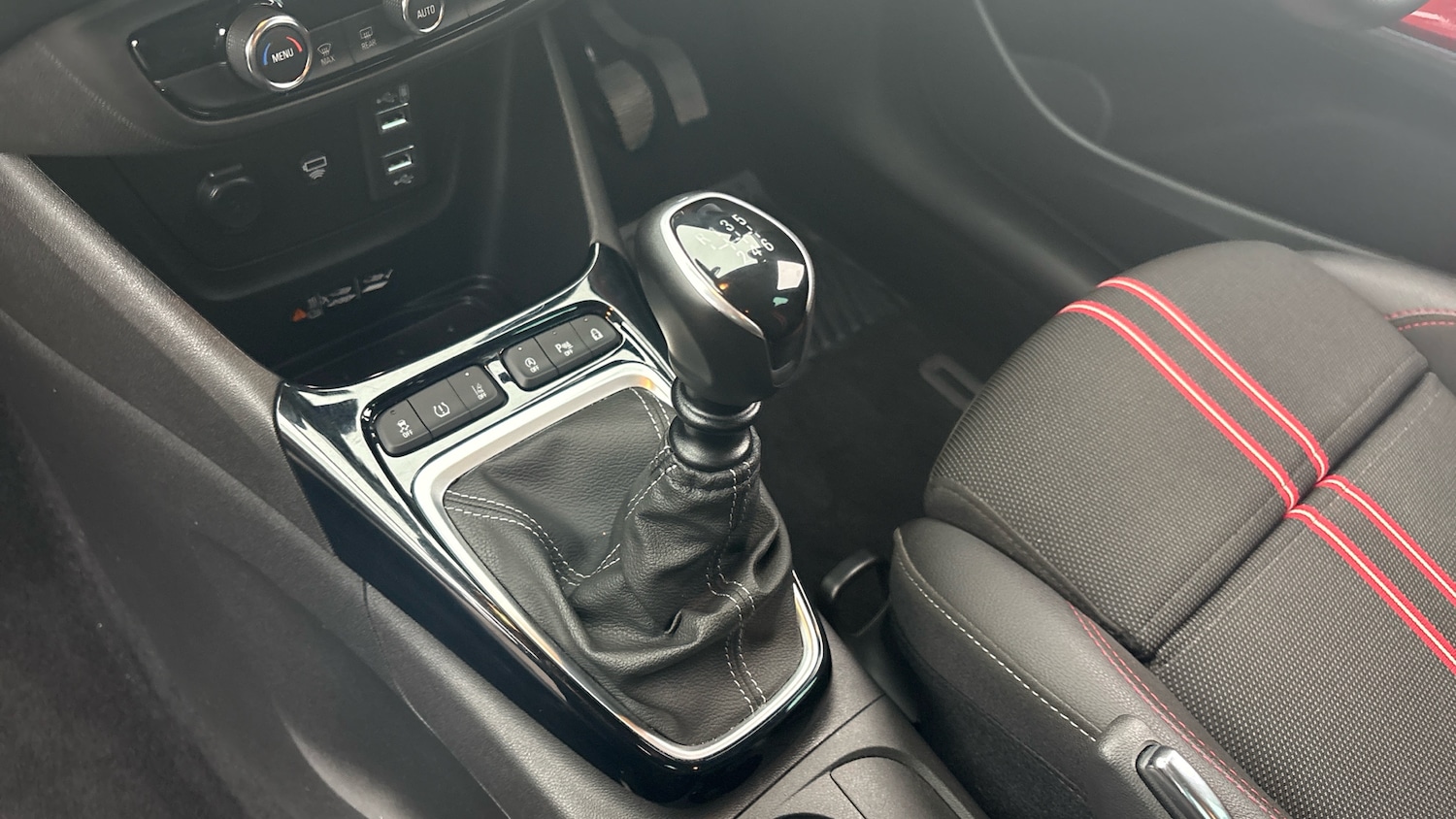 Used Vauxhall Crossland 2023 for sale - 77775040: Photo 13