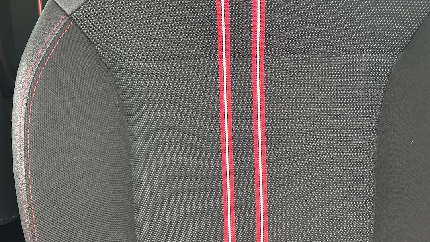 Used Vauxhall Crossland 2023 for sale - 77775040: Photo 31