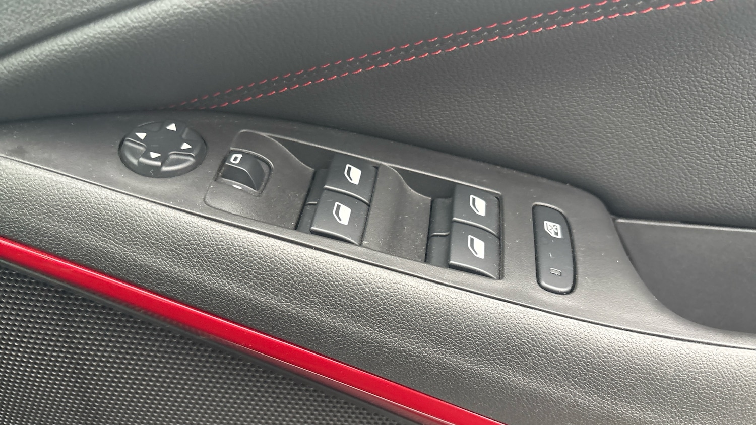 Used Vauxhall Crossland 2023 for sale - 77775040: Photo 40