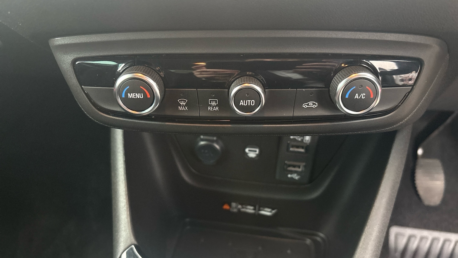 Used Vauxhall Crossland 2023 for sale - 77775040: Photo 45