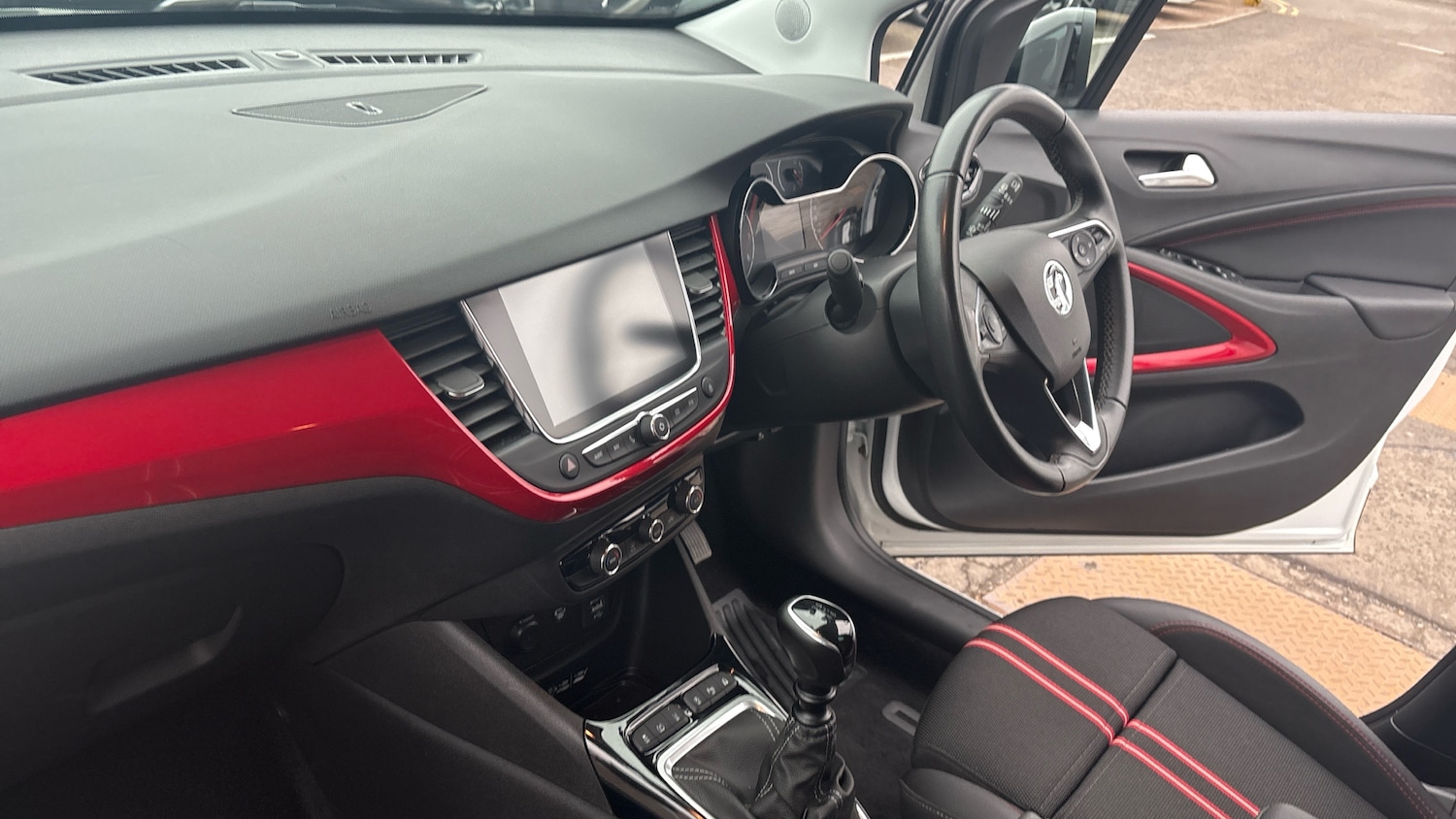 Used Vauxhall Crossland 2023 for sale - 77775040: Photo 9