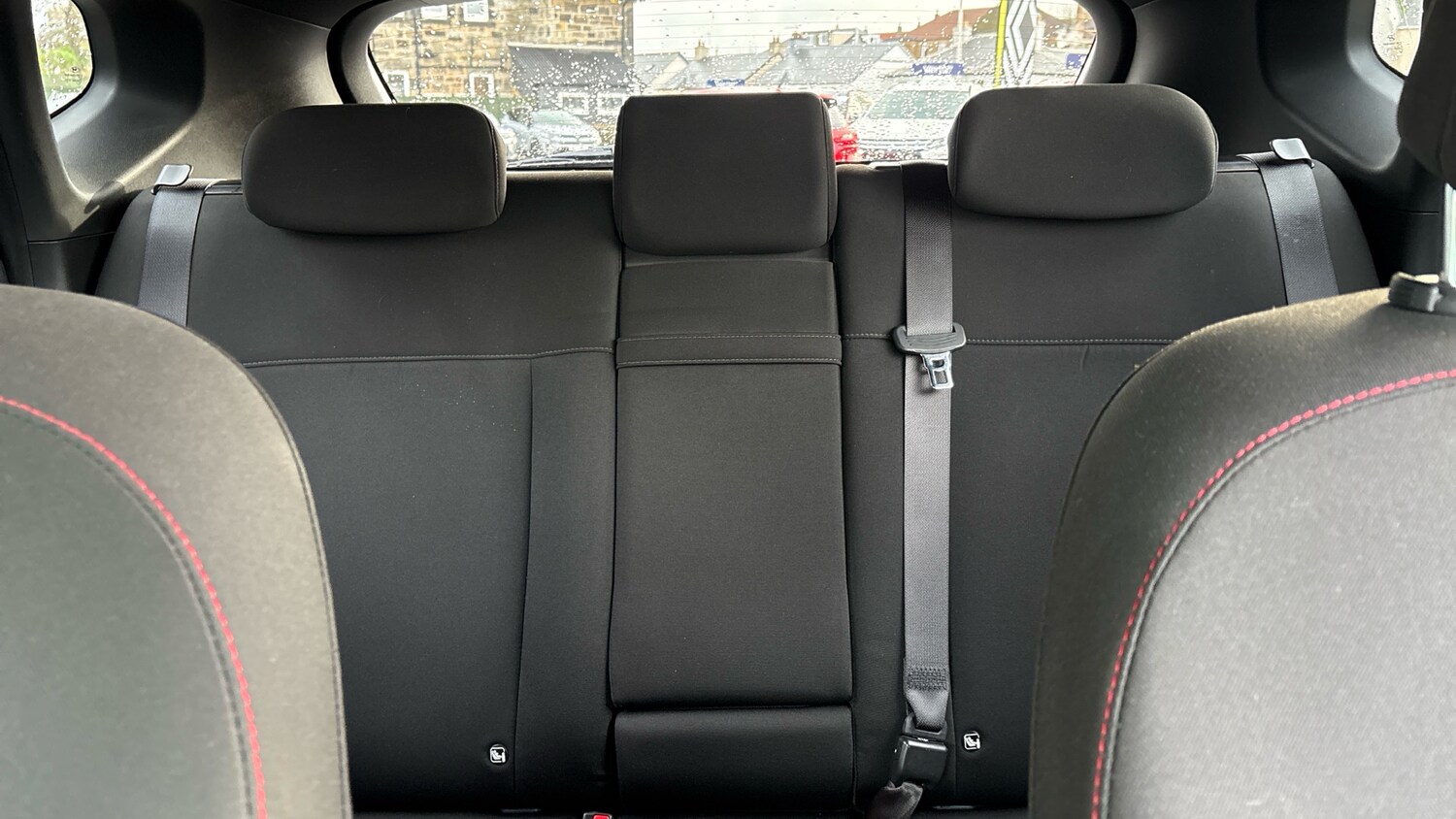 Used Hyundai KONA 2025 for sale - 77530161: Photo 15